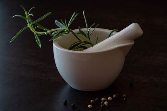 Ingredient Mixing Bowl With Pestle
